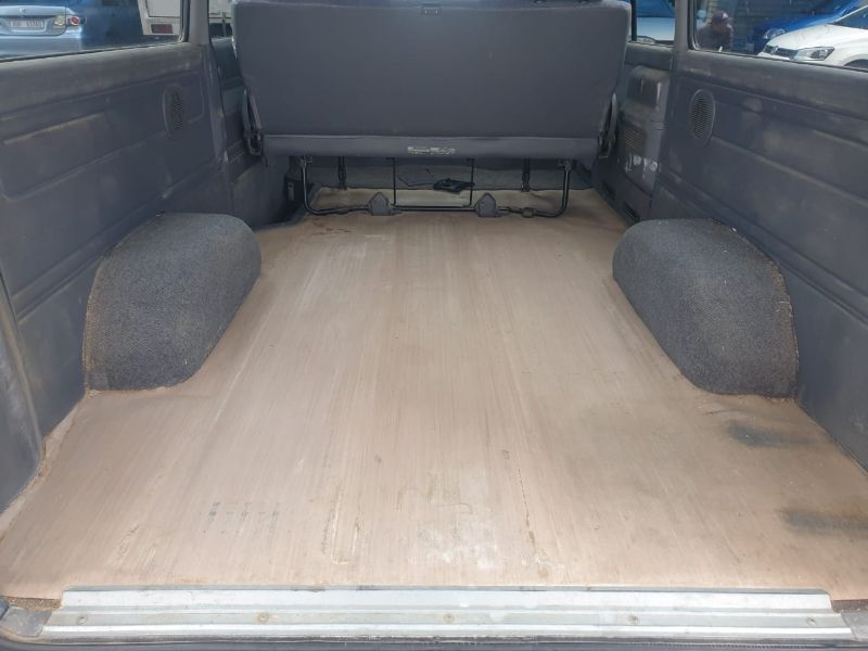  26167  TOYOTA HIACE  2001  