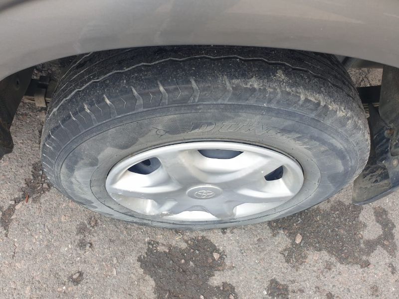  26167  TOYOTA HIACE  2001  