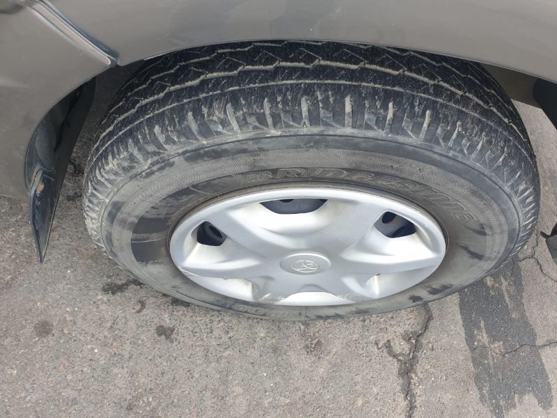  26167  TOYOTA HIACE  2001  