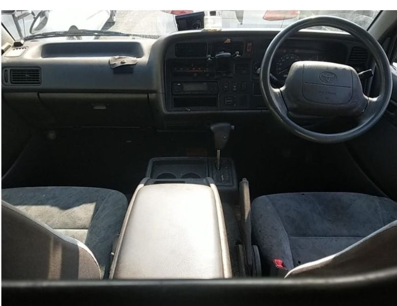  26168  TOYOTA HIACE  1999  