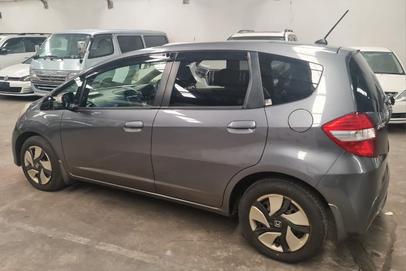  26194  HONDA FIT  2012  