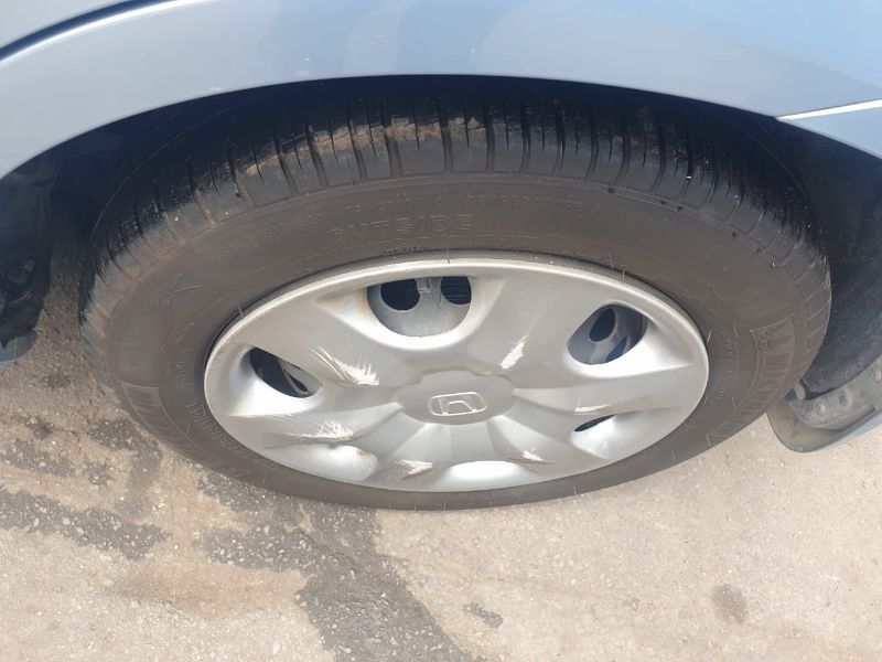  26221  HONDA FIT  2005  