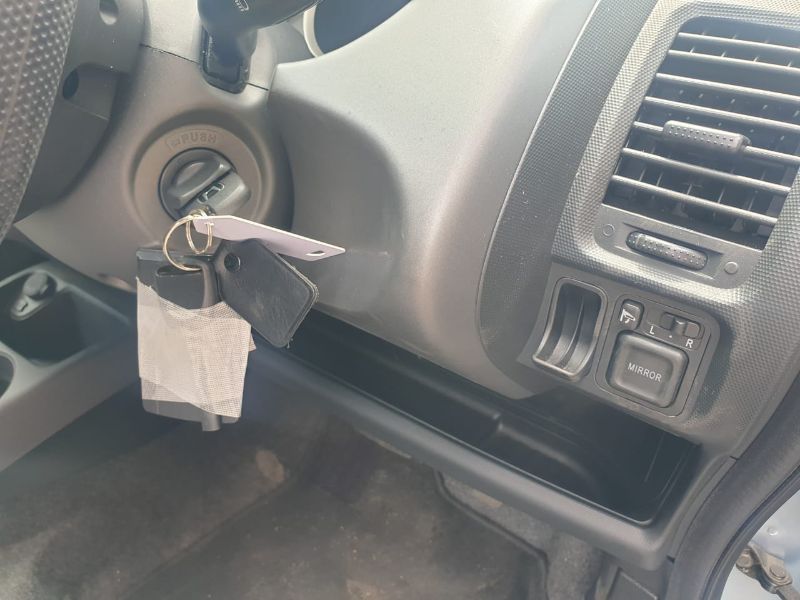  26221  HONDA FIT  2005  