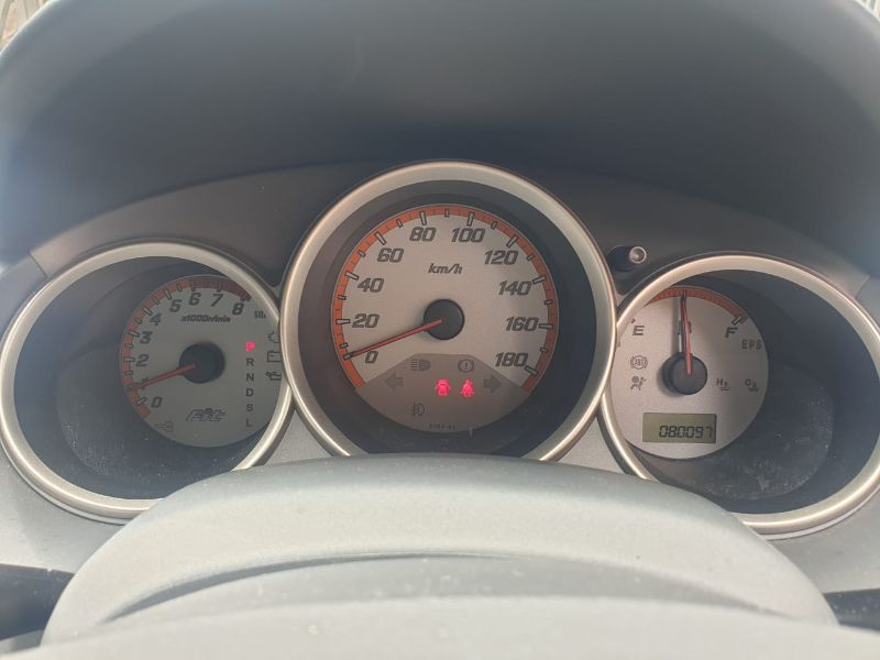  26221  HONDA FIT  2005  