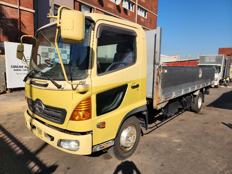  26229  HINO RANGER  2002  