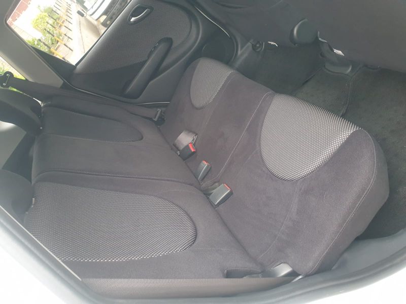  26235  HONDA FIT  2003  