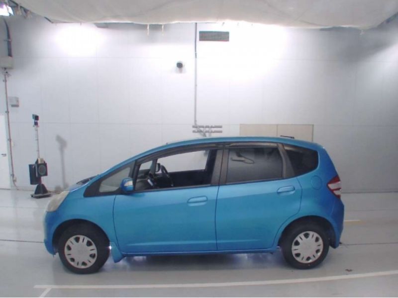  26245  HONDA FIT  2008  