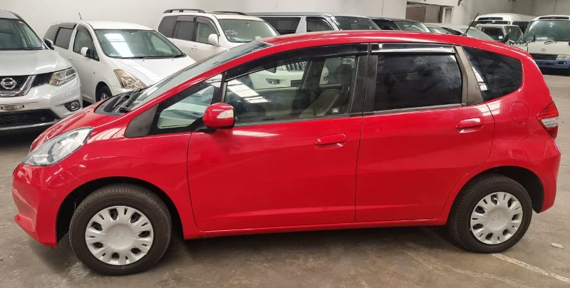  26247  HONDA FIT  2010  