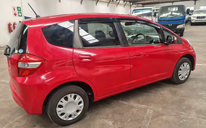  26247  HONDA FIT  2010  