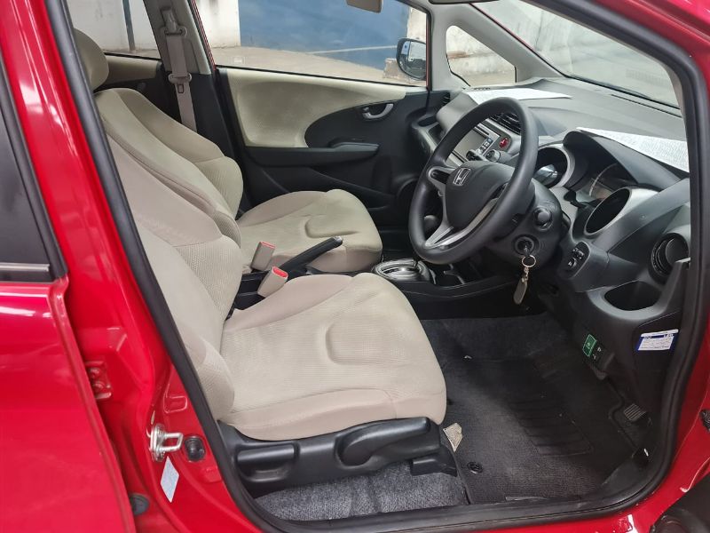  26247  HONDA FIT  2010  