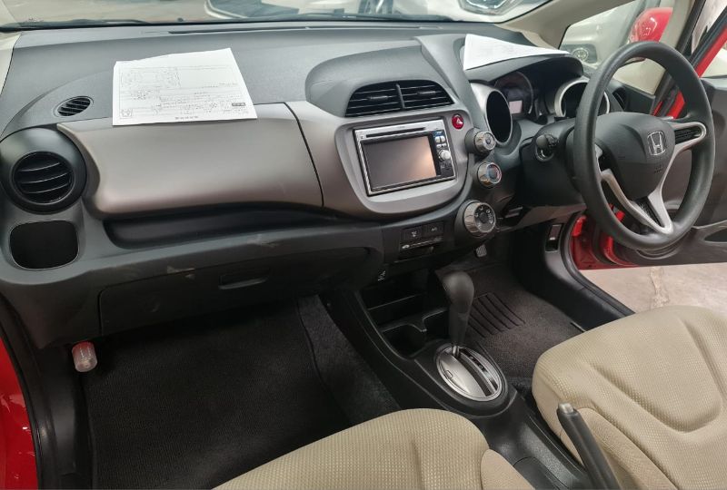  26247  HONDA FIT  2010  