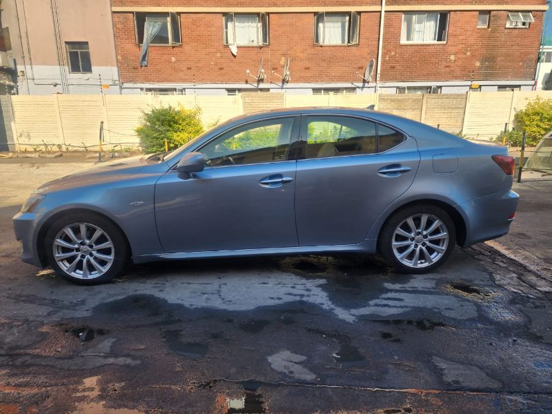  26258  LEXUS IS250  2005  