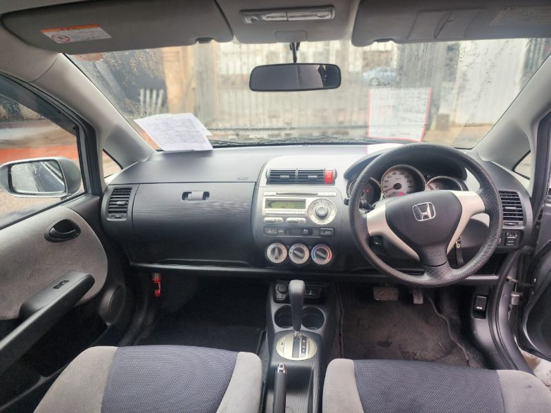  26259  HONDA FIT  2006  