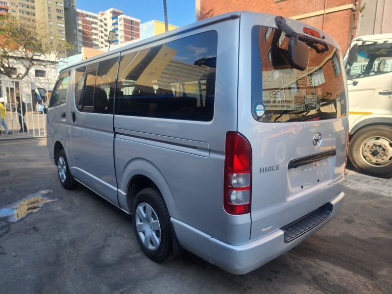  26267  TOYOTA HIACE  2006  