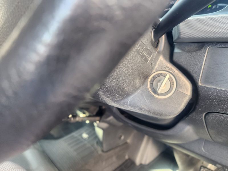  26267  TOYOTA HIACE  2006  