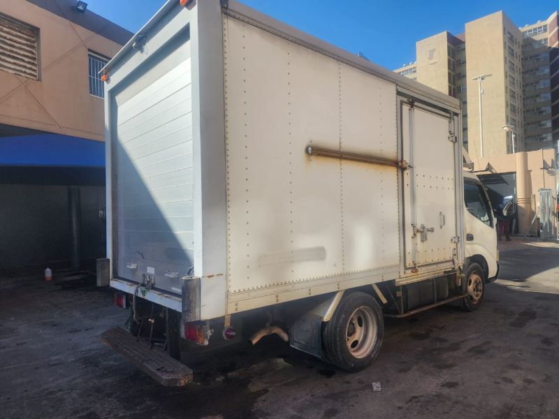  26326  TOYOTA DYNA  2003  