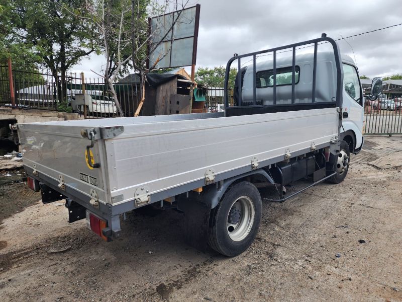  26338  TOYOTA DYNA  2005  