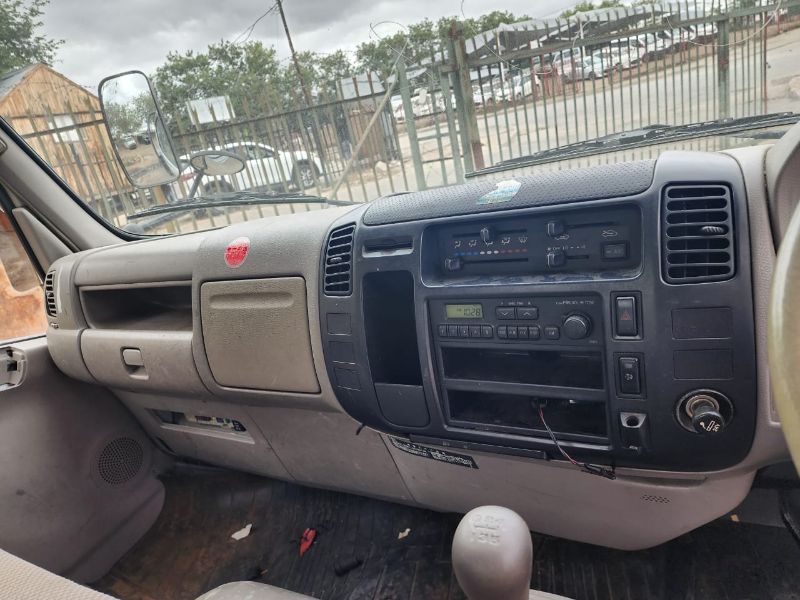  26338  TOYOTA DYNA  2005  