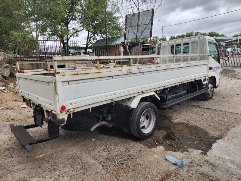  26342  TOYOTA DYNA  2001  