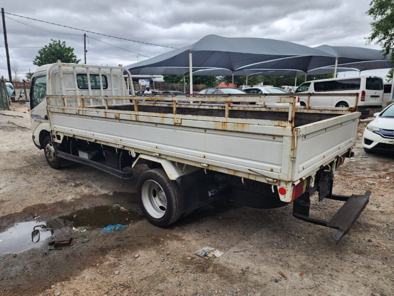  26342  TOYOTA DYNA  2001  