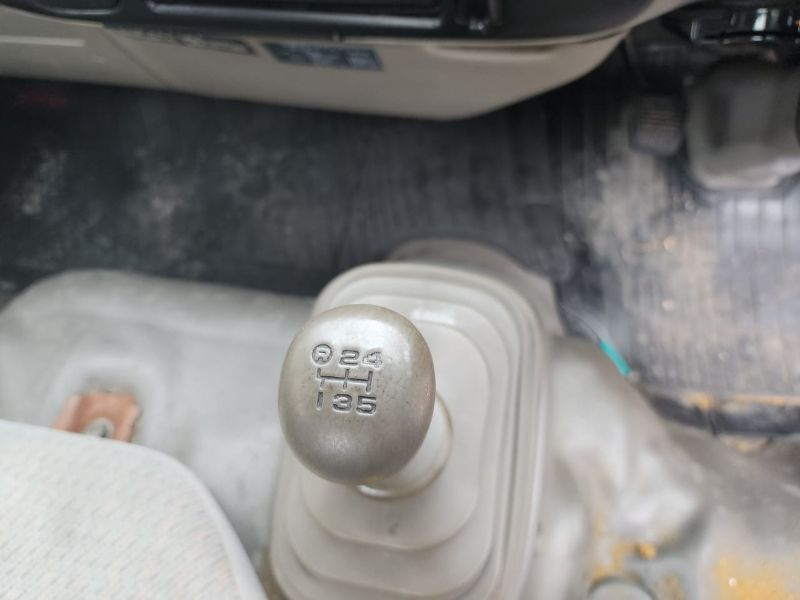  26342  TOYOTA DYNA  2001  