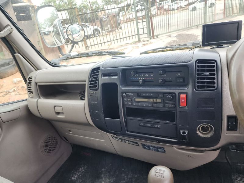  26342  TOYOTA DYNA  2001  
