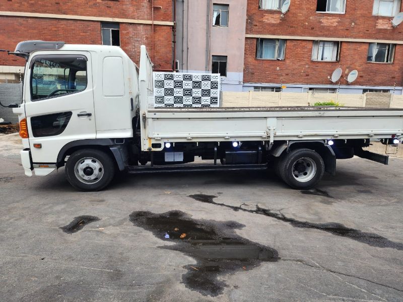  26352  HINO RANGER  2002  
