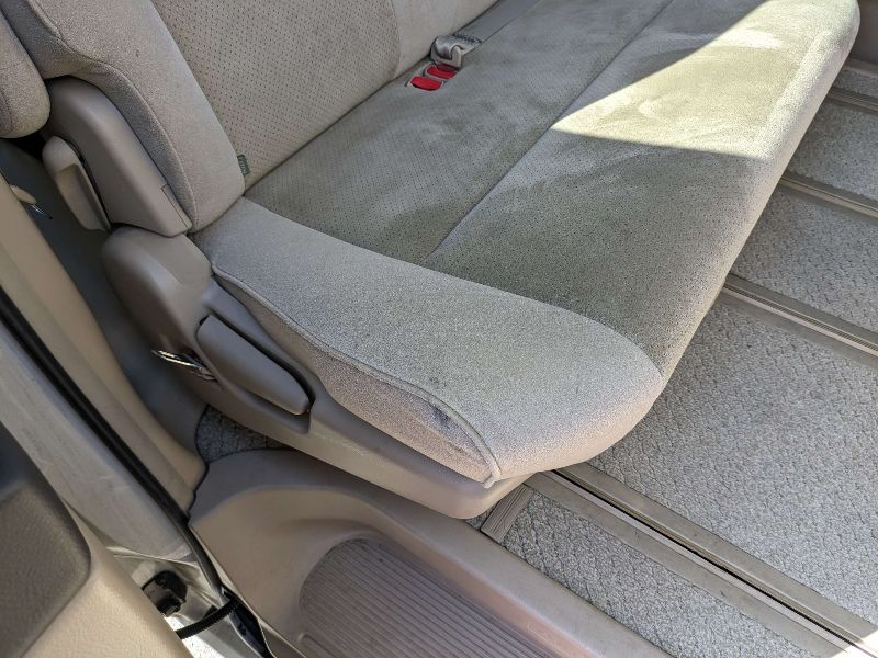  26357  TOYOTA ALPHARD  2004  
