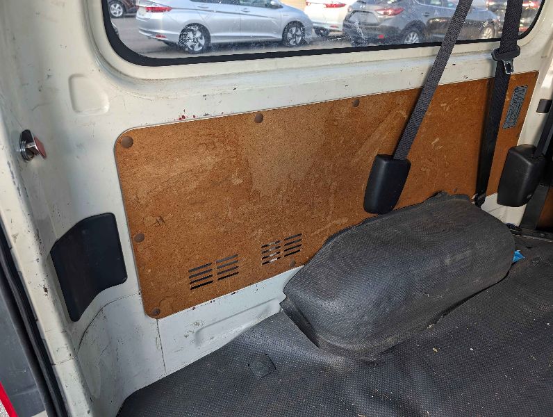  26360  TOYOTA HIACE  2015  