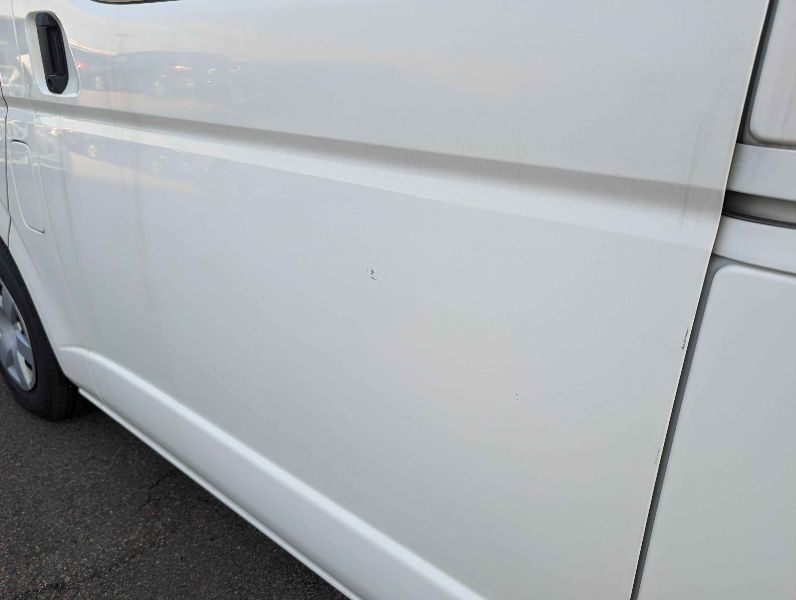  26360  TOYOTA HIACE  2015  