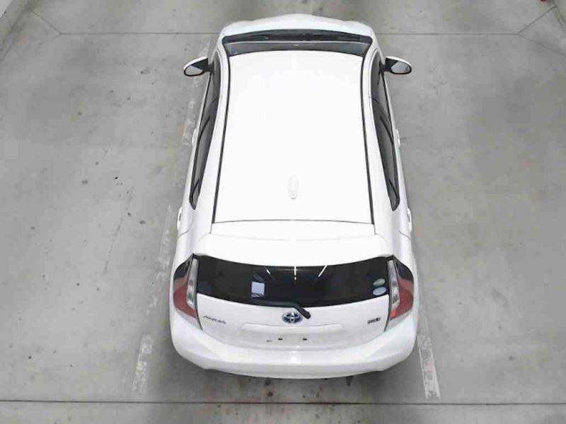  26374  TOYOTA AQUA  2015  