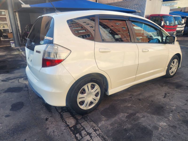  26376  HONDA FIT  2009  
