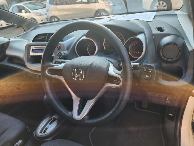  26382  HONDA FIT  2010  