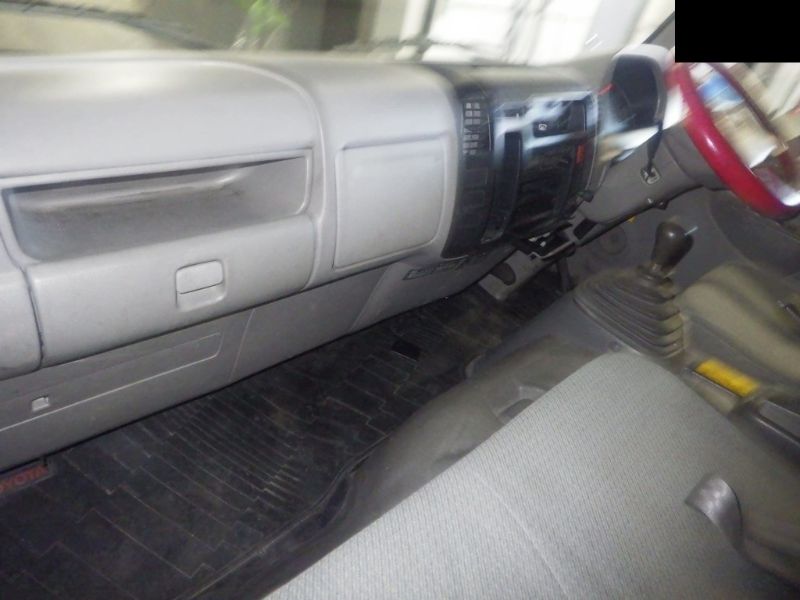  26394  TOYOTA DYNA  2000  