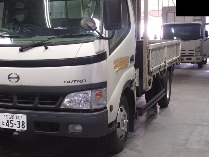  26395  HINO DUTRO  2004  