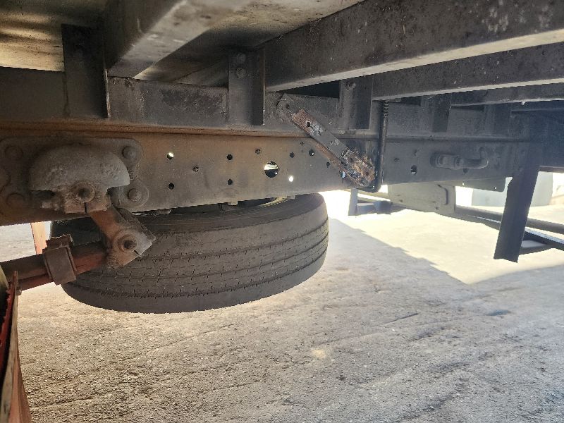  26400  HINO DUTRO  2000  