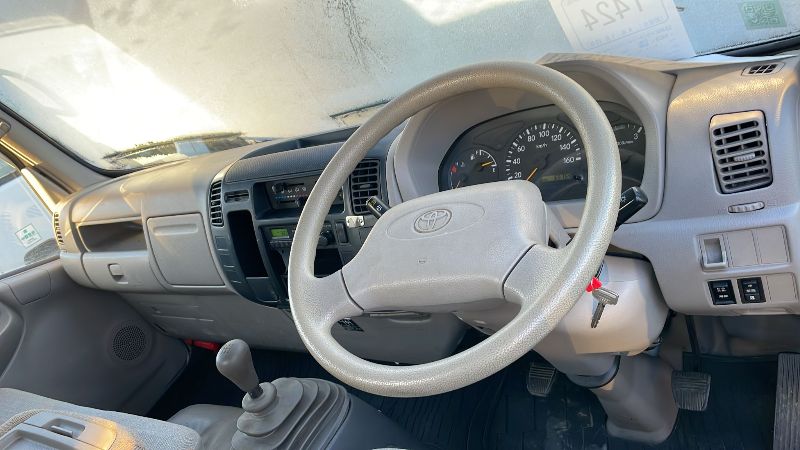  26406  TOYOTA DYNA  2003  
