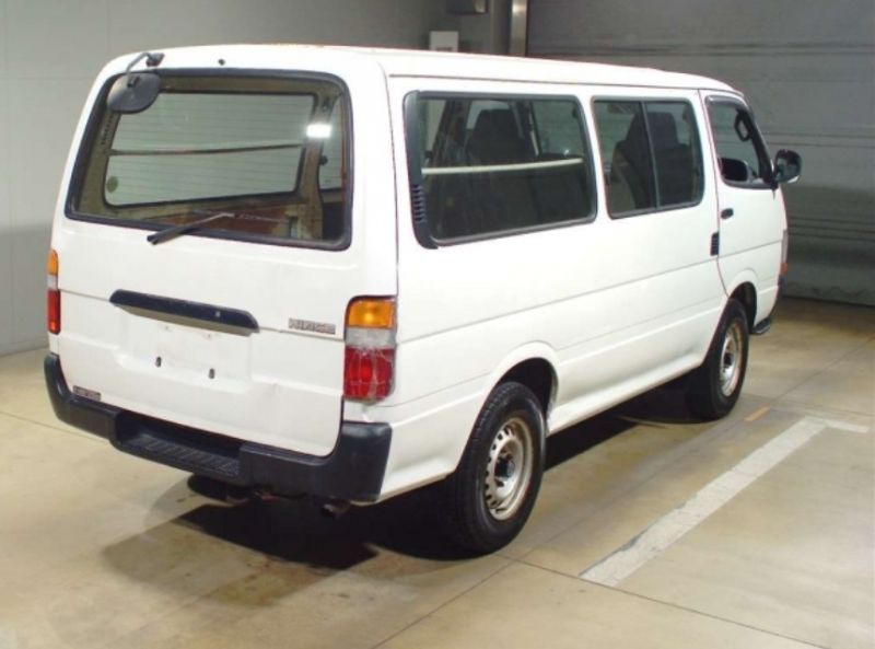  26432  TOYOTA HIACE  2004  