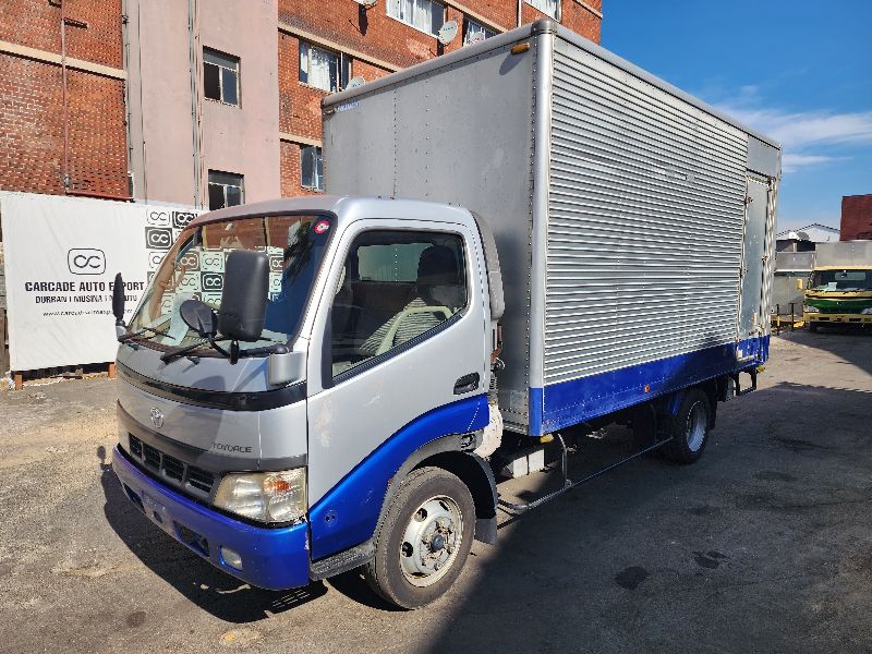  26441  TOYOTA DYNA  2004  