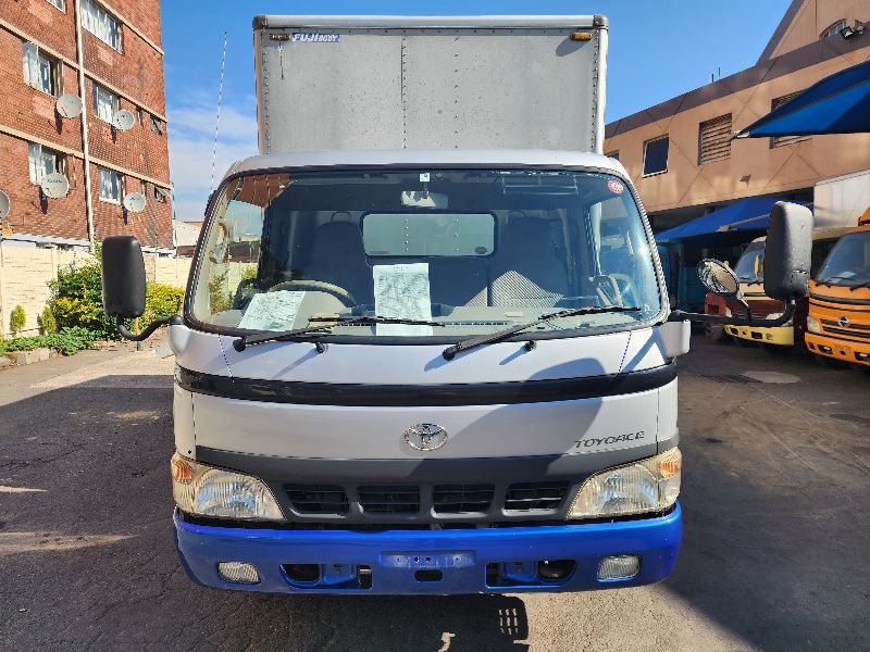  26441  TOYOTA DYNA  2004  