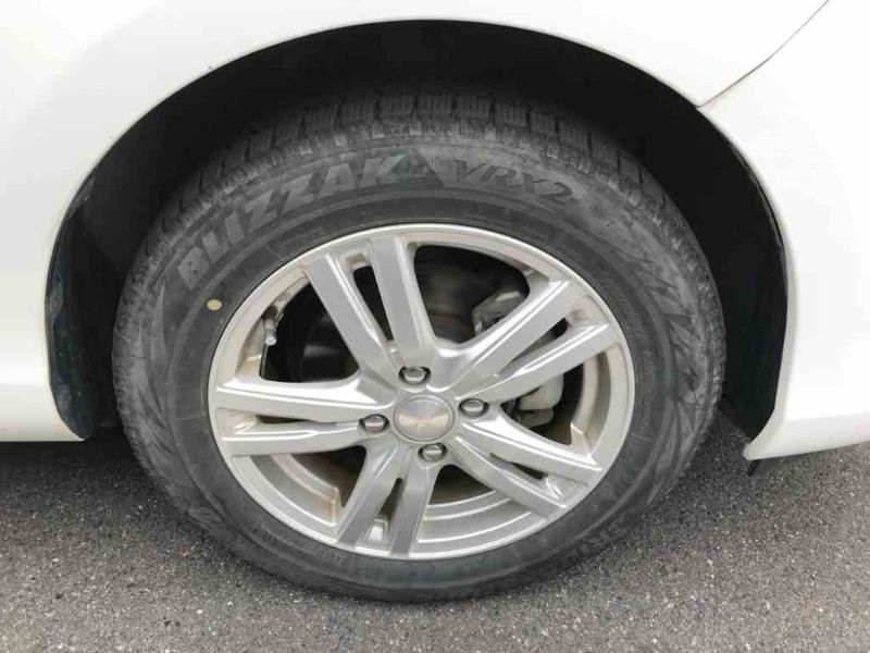  26456  TOYOTA AQUA  2016  