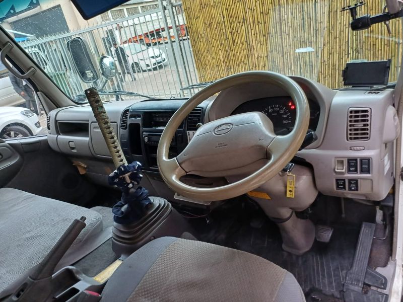  26462  HINO DUTRO  2002  