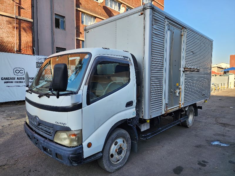  26467  HINO DUTRO  2006  