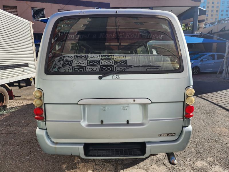  26500  TOYOTA HIACE  2000  