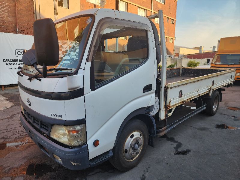  26504  TOYOTA DYNA  2002  