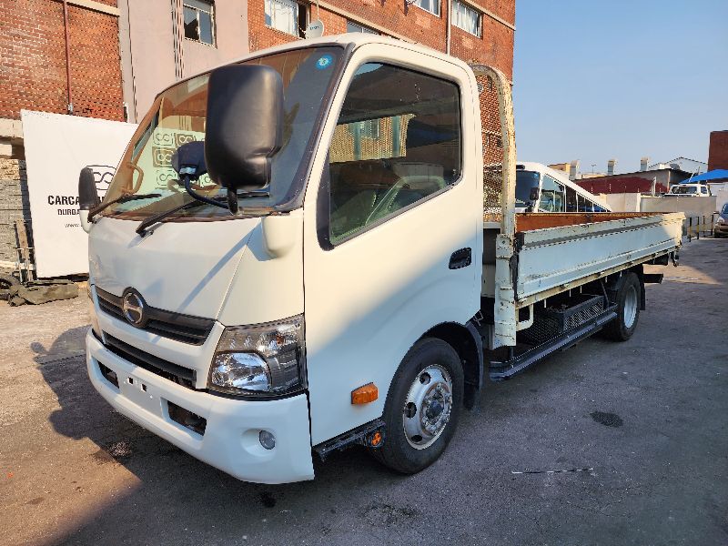  26534  HINO DUTRO  2015  