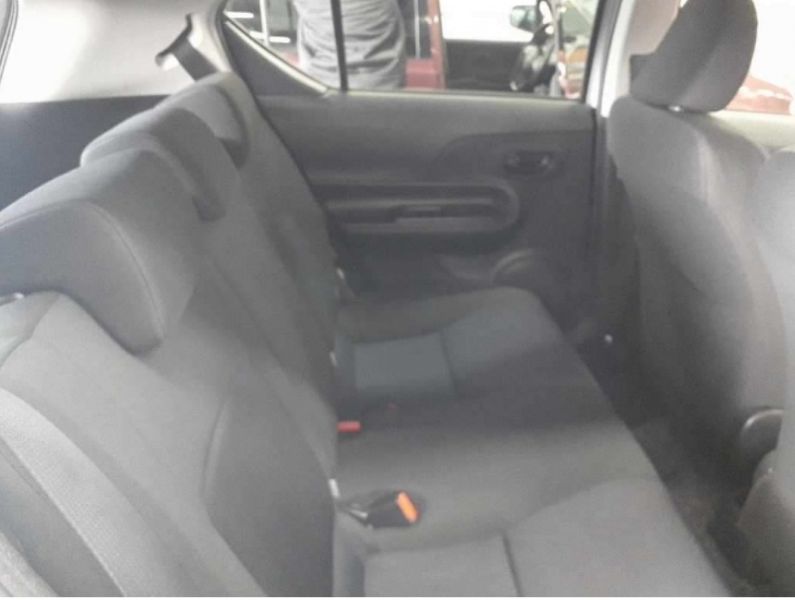  26538  TOYOTA AQUA  2014  