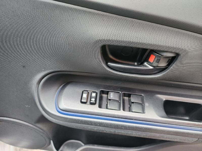  26538  TOYOTA AQUA  2014  