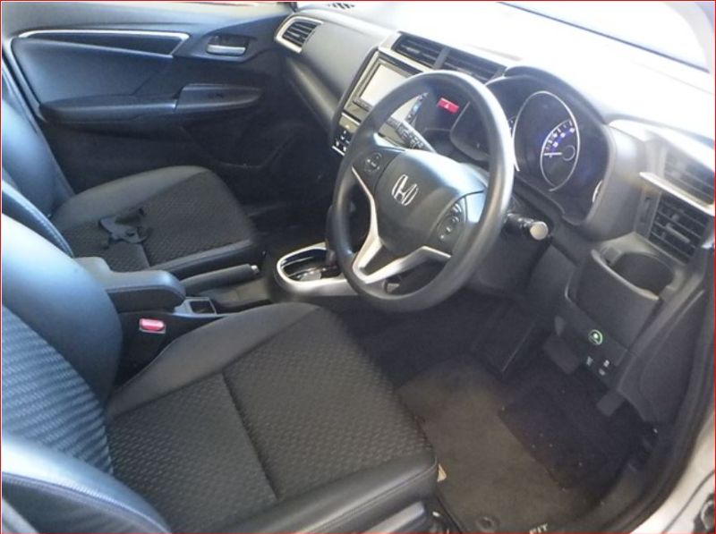  26557  HONDA FIT  2016  