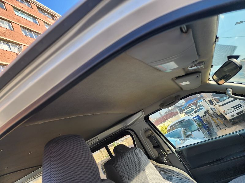  26574  TOYOTA HIACE  2005  